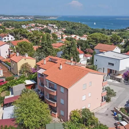Apartament House