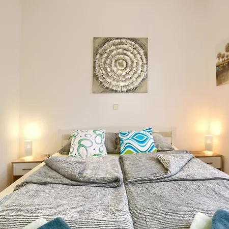 Apartman House